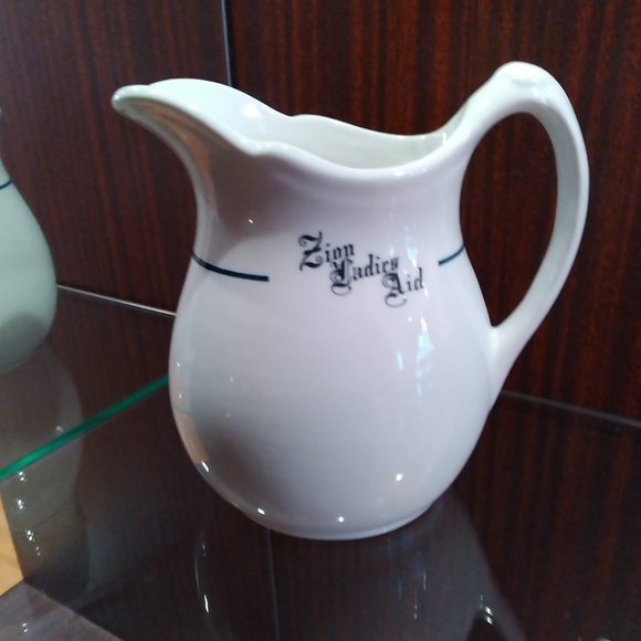 Walker China Vintage Porcelain Pitcher - Picture 4 of 5